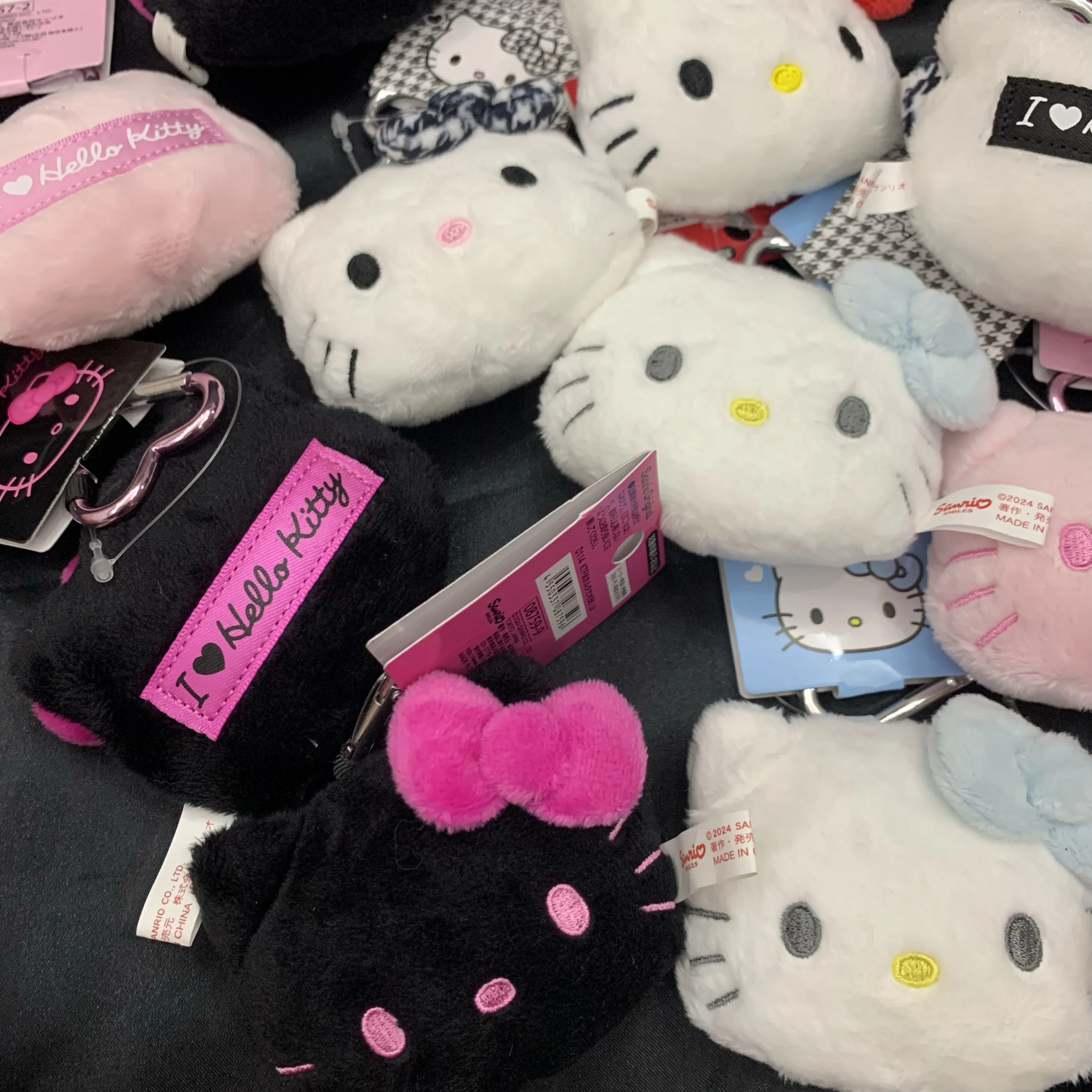 Kawaii japonais Hello Kitty en forme de coeur tête sacs pendentifs poupées en peluche porte-clés cadeaux d'anniversaire pour les filles et les enfants