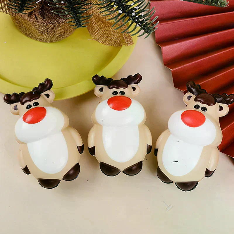 4 szt. Świąteczne zabawki antystresowe: Święty Mikołaj, renifer, bałwan, miękkie zabawki z powolnym powrotem do kształtu, urocze kreskówkowe zabawki, prezenty świąteczne