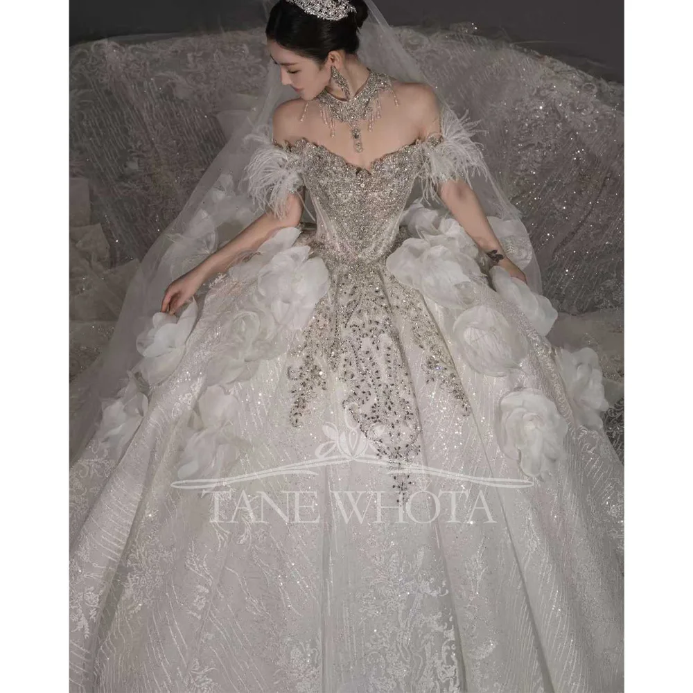 Elegant Sweetheart Off-Shoulder Beaded Sequined Feathers Wedding Dress Customized Bridal Gown