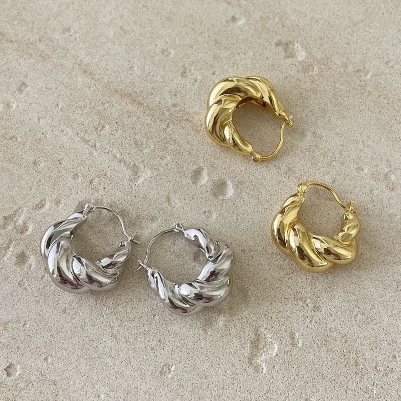 Square twist earrings for womens925Pure silver earrings with a French high-end feel, fashionable and versatile, with a cool