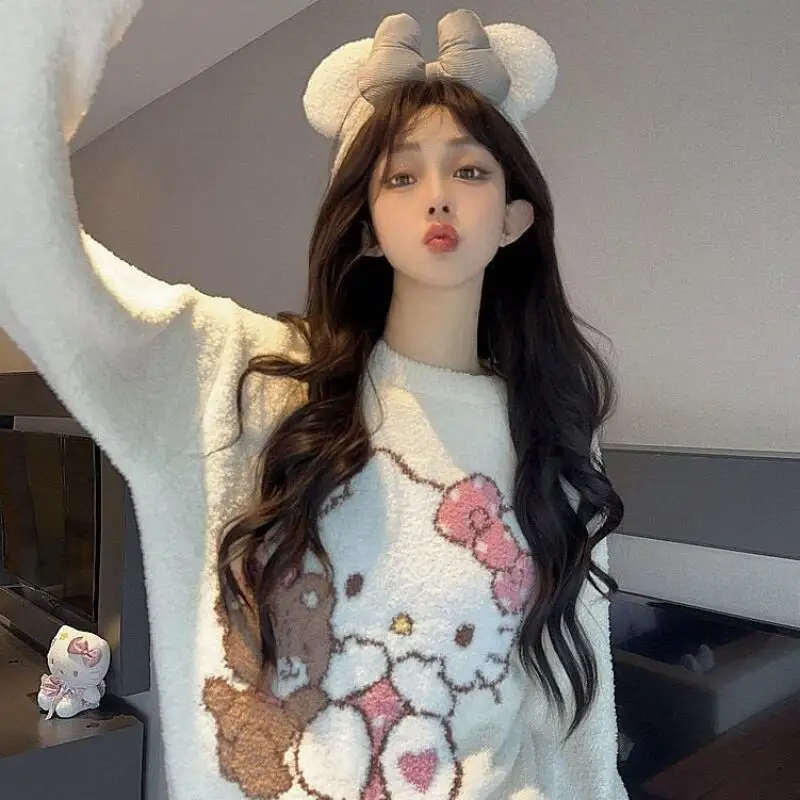 2023 neue Halb Samt Pyjamas für Frauen Herbst und Winter KT Katze Korallen Samt Verdickt Warme Mädchen Hause Kleidung Set Hallo Kitty