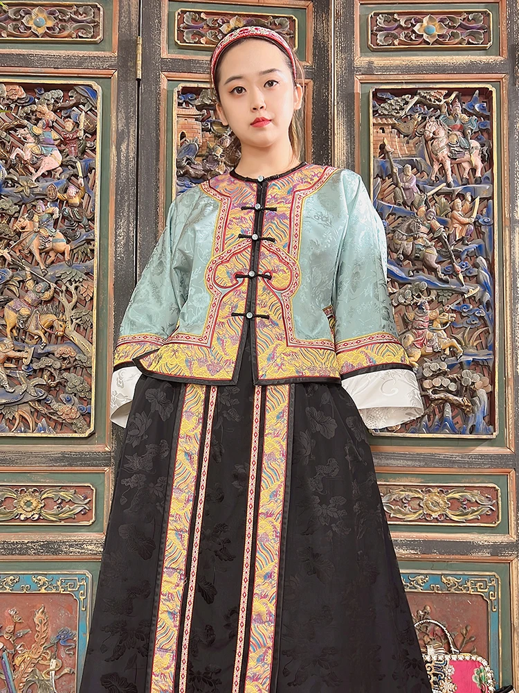 

Женская блузка с длинным рукавом, вышитая вручную, прямого кроя, с золотой инкрустацией, в этническом стиле, летняя новинка, из полиэстера