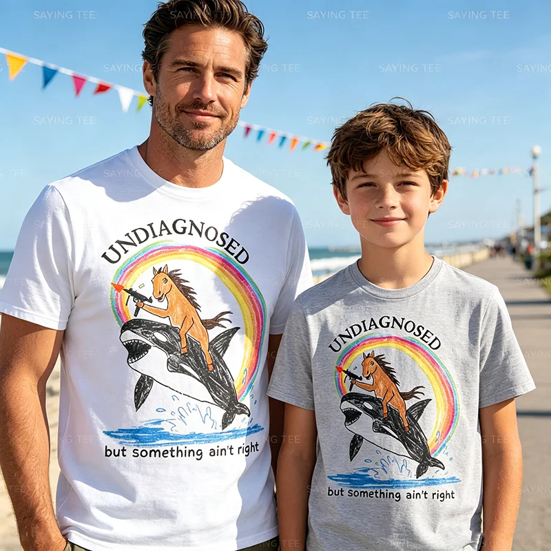 Nicht diagnostiziert, aber irgendetwas stimmt nicht Pferde reiten Wal Männer T-Shirt Y2k Kunstwerk Regenbogen Grafik Ästhetik Kleidung Mode T-Shirts – Detail 4