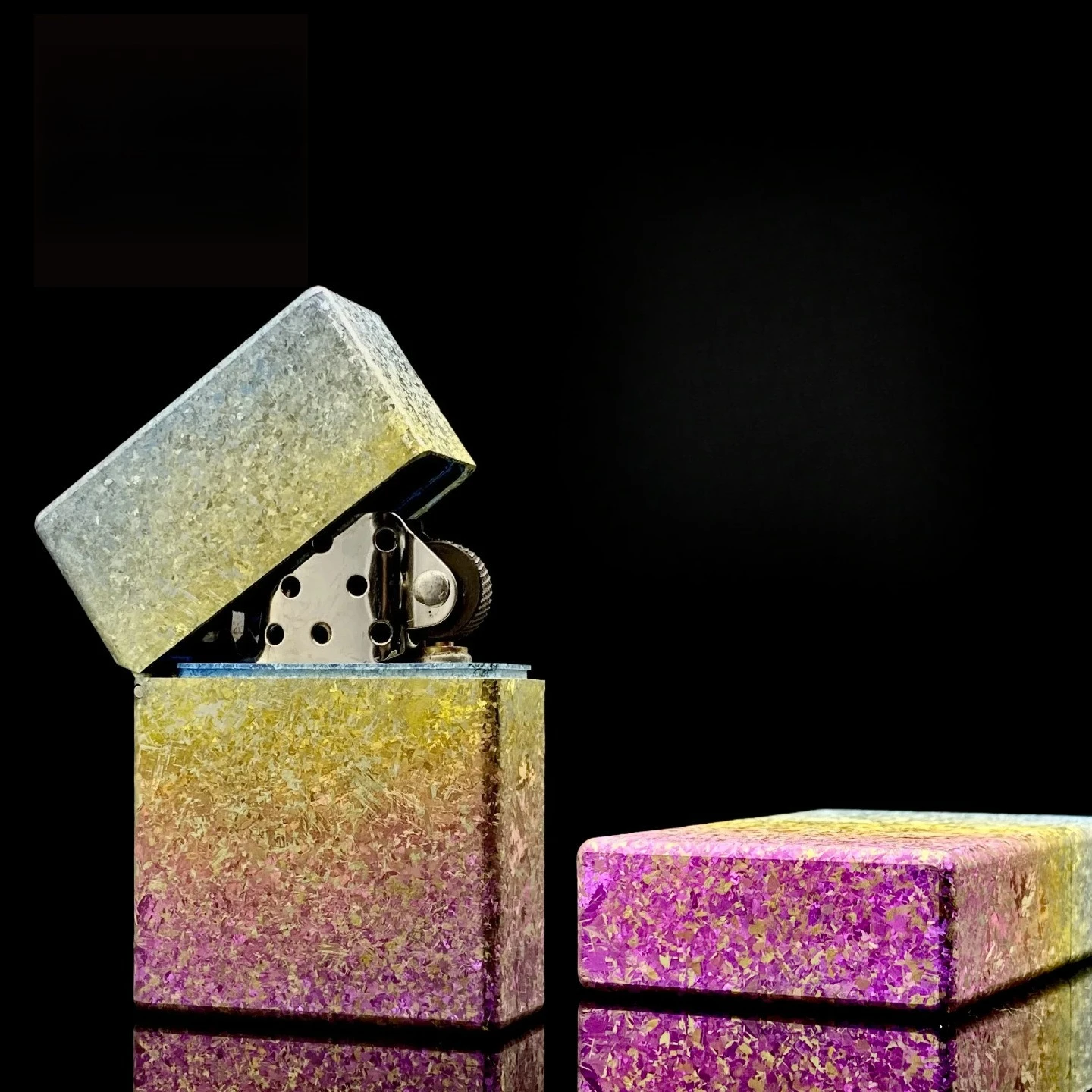 

War Armor Shield WARARMOR Titanium Alloy Square Head Armor Kerosine Lighter, Ice Crystal Titanium Windproof Luxury Gift for Men