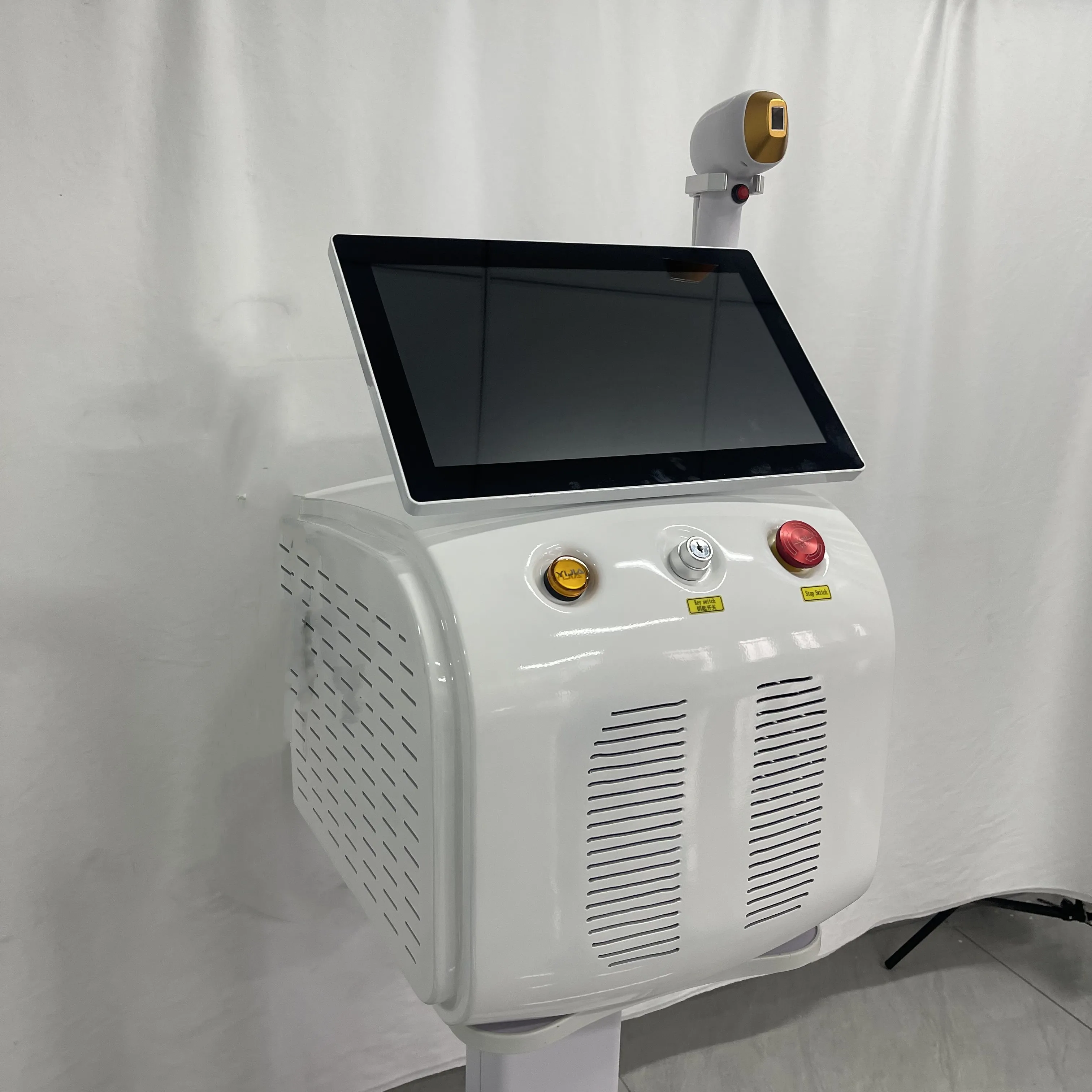 Portable Ice Titanium Diode Laser Permanent Body Hair Removal Machine 2024 Professional 808nm 755 Alexandrite Device