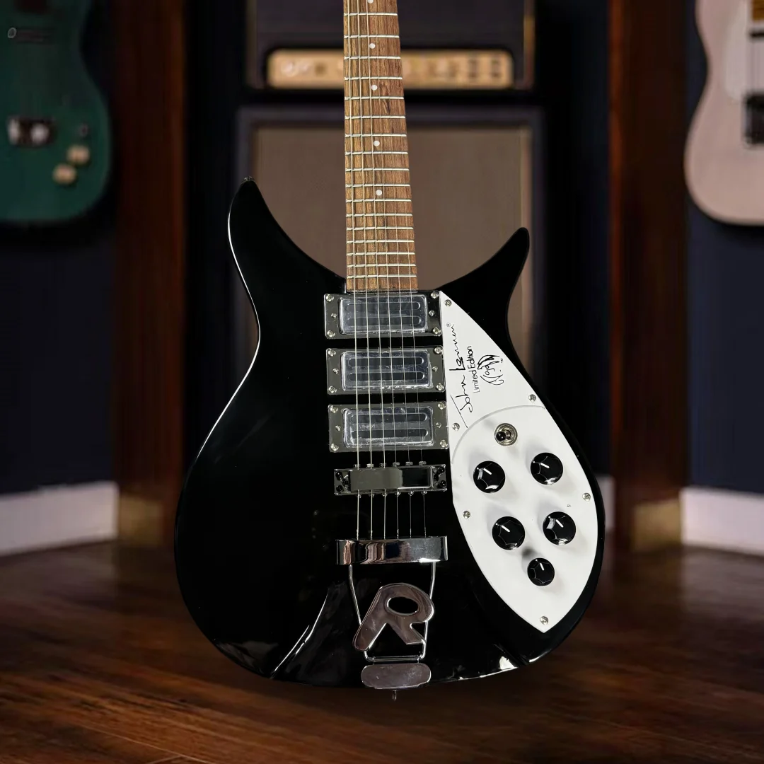 

34 Inches Black Electric Guitar High-quality 6-string 325 Guitar with 3 Pickups R Tail Rosewood Fingerboard Material Guitar
