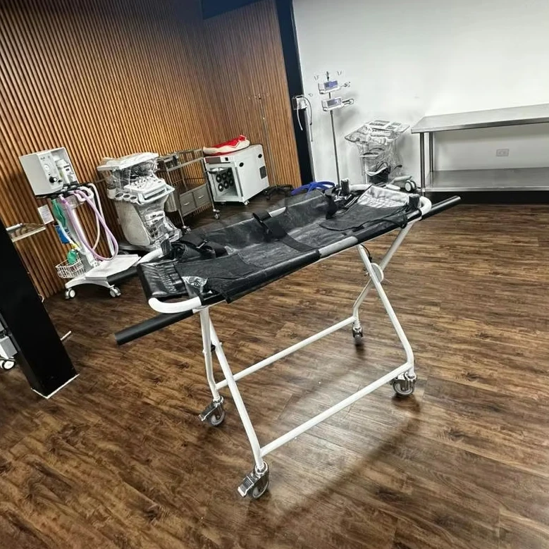 Fully Made From Powder Coated Aluminum Pet Transportation Table Quick Collapse Pet Emergency Table