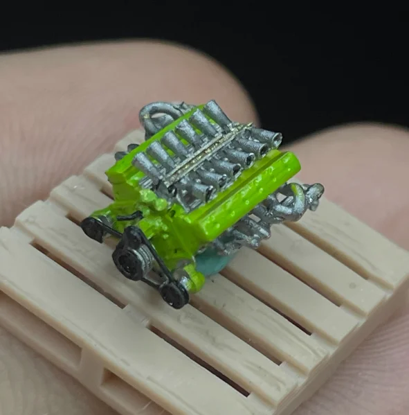 

1:64 V12 engine muscle car engine scene ornament model