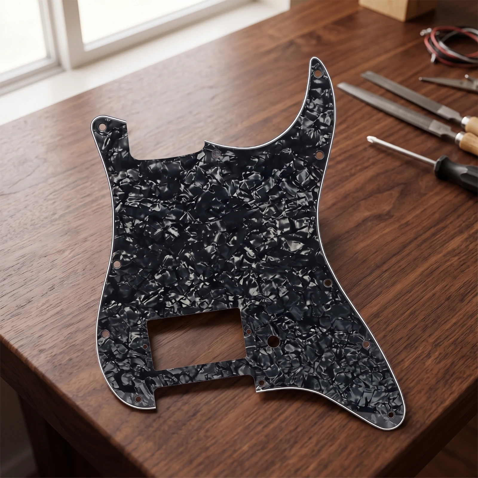 Electric Guitar Pickguard Pre-Drilled Guitar Pickguard Scratchplate Modern Style Hardware Noise Shielding for Guitarists