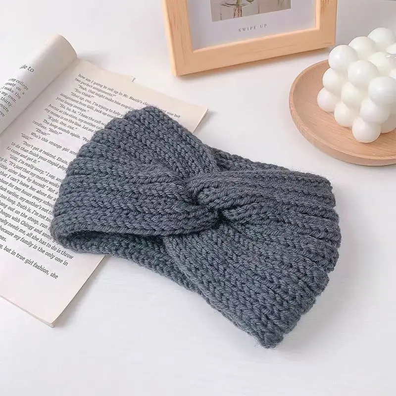 Women's knitted headband Autumn and winter wool hair accessories Yoga exercise cycling thickened headband Fashion headband