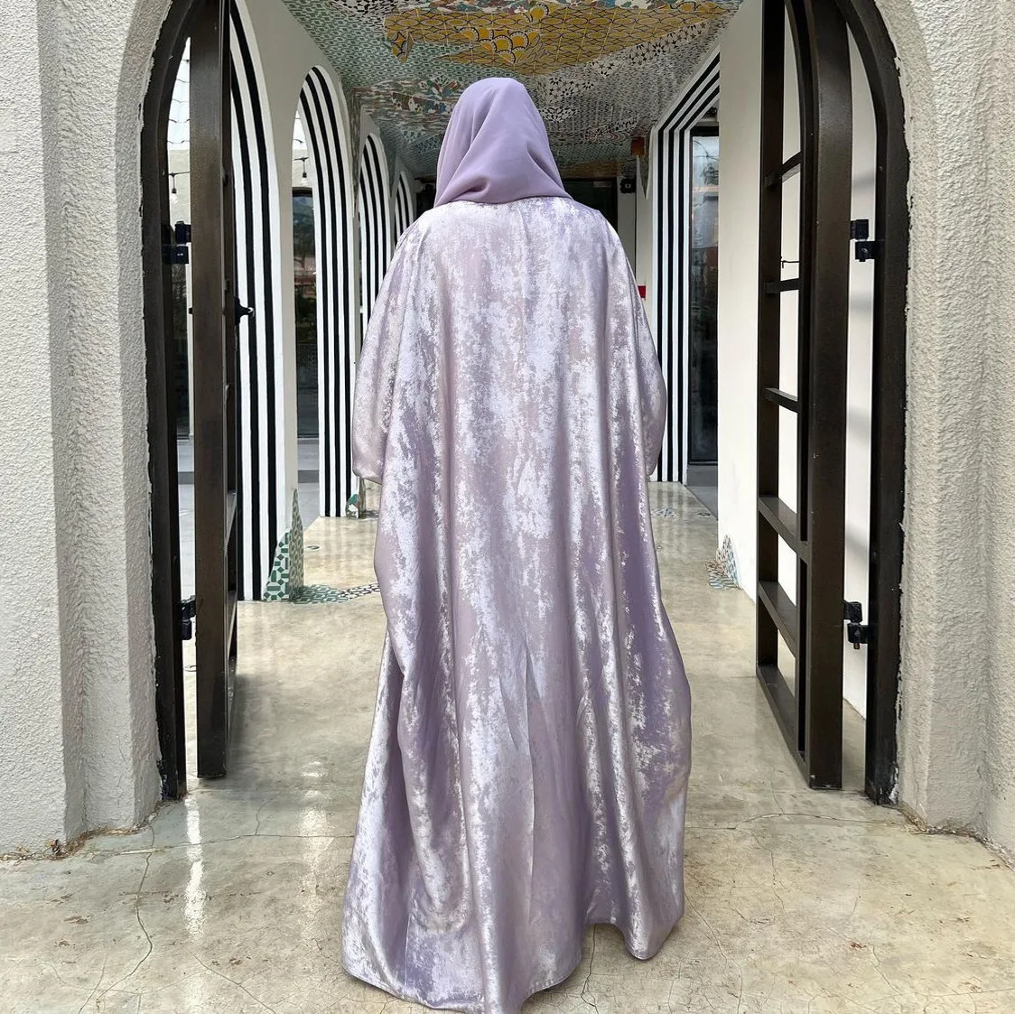 Summer Eid Djellaba Abaya Dubai Shiny Soft Batwing Sleeves Muslim Robe Silky Abaya Dubai Turkey Muslim Dress Islam Open Abayas