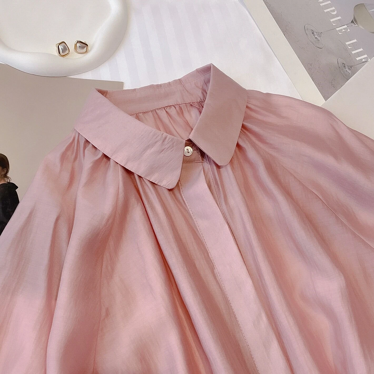 أزياء الصيف الحلو نفخة الأكمام الوردي بيتر بان طوق قمصان الحرير الاصطناعي الربيع أنيقة شيك الأميرة قميص خمر قمم #5