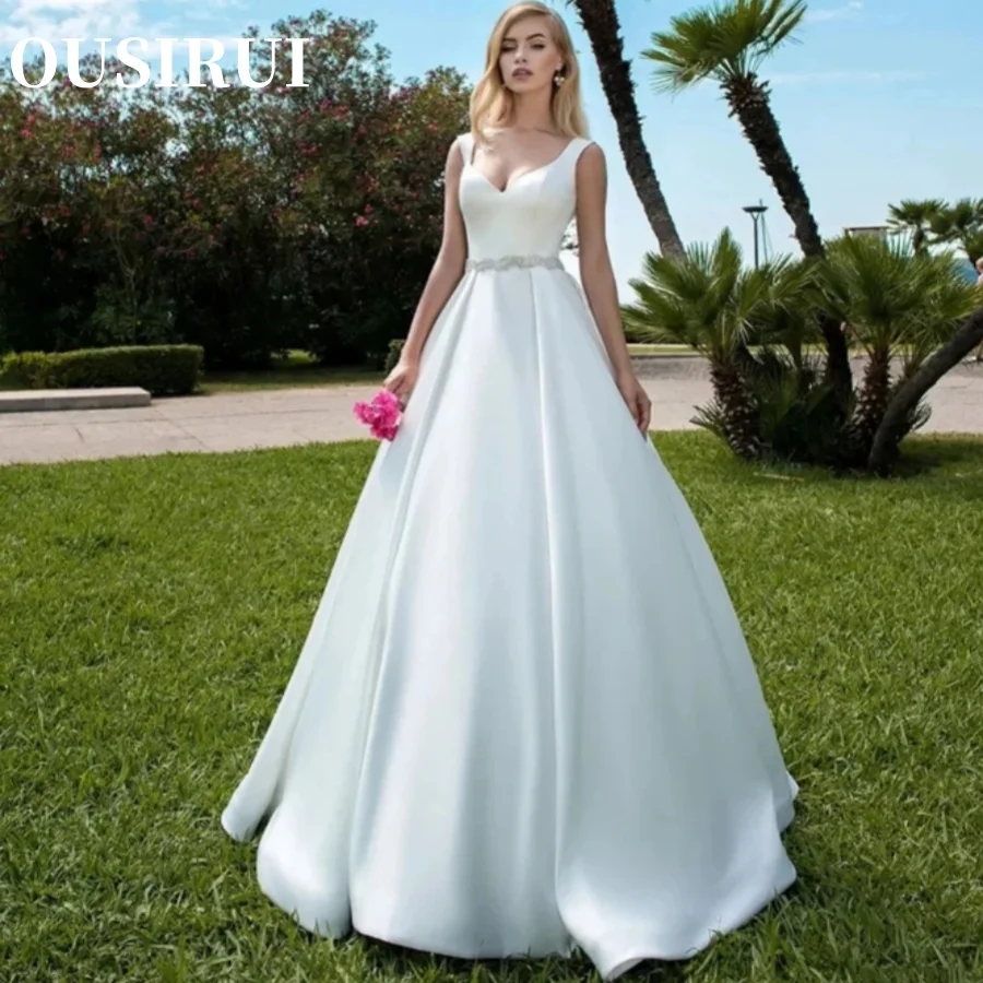 

OUSIRUI 2024 New V-Neck Sleeveless Satin Long Prom Gowns White Exquisite A-Line Wedding Dress Appliques Button Vestidos De Novia