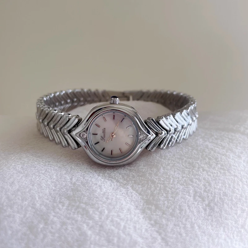 Student Classic Trend Ladies Watch Elegant Simple Temperament 2025 Waterproof Quartz Watch Birthday Gift