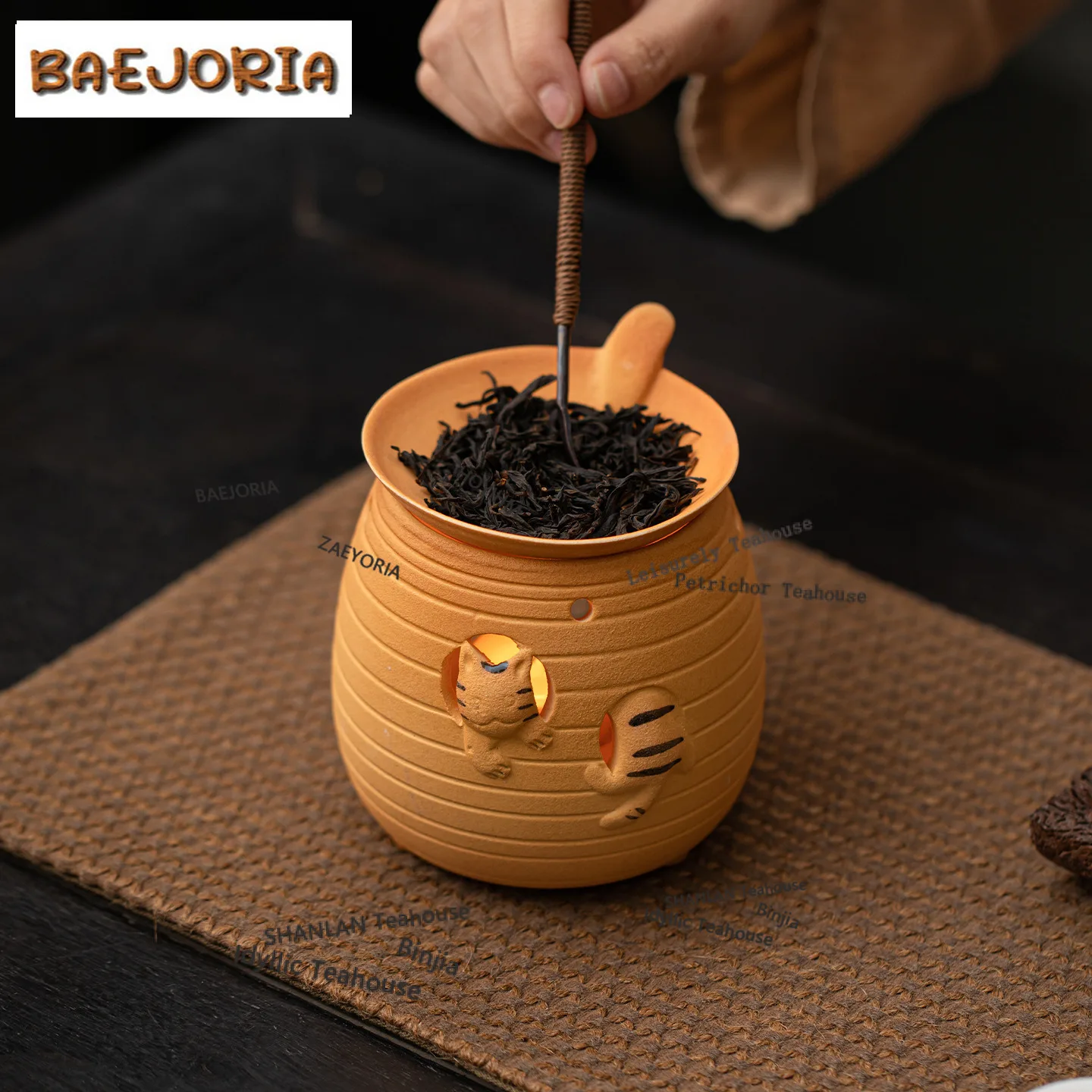 BAEJORIA Cute Kitten Aromatherapy Wall Stove Incense Holder Incense Smoke Waterfall Incense Burners Consecrate Censer Teaware