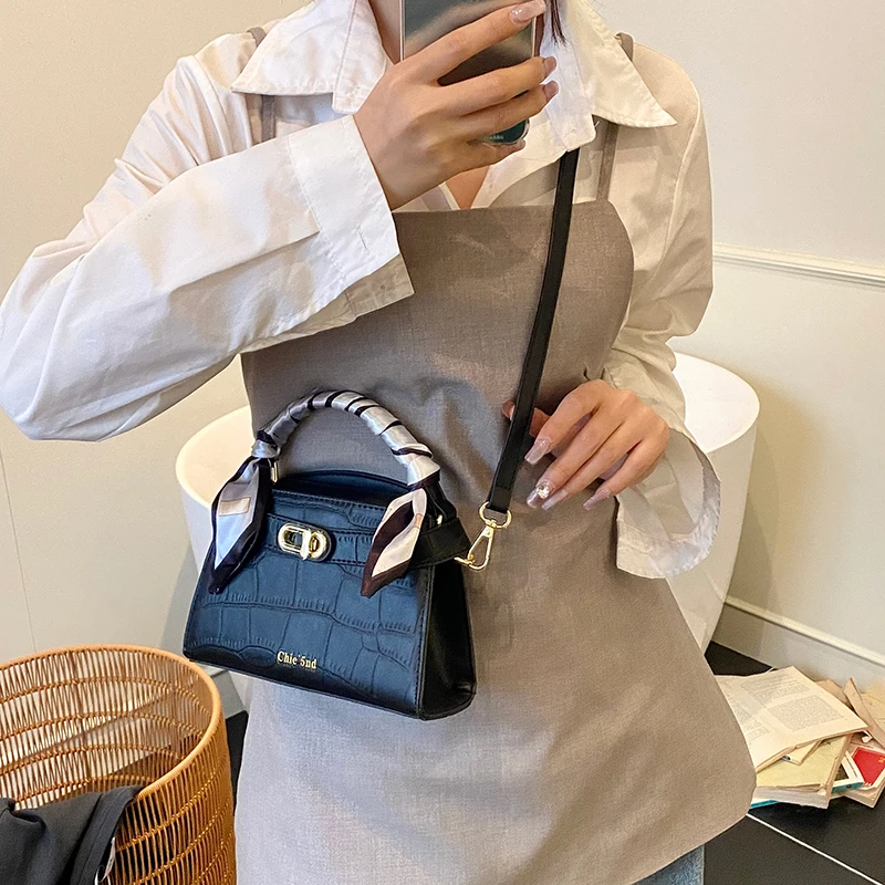 

Fashionable Ladies Handbags, Genuine Leather Tote Bags For Women In Popular Classic Elegant Luxury Style