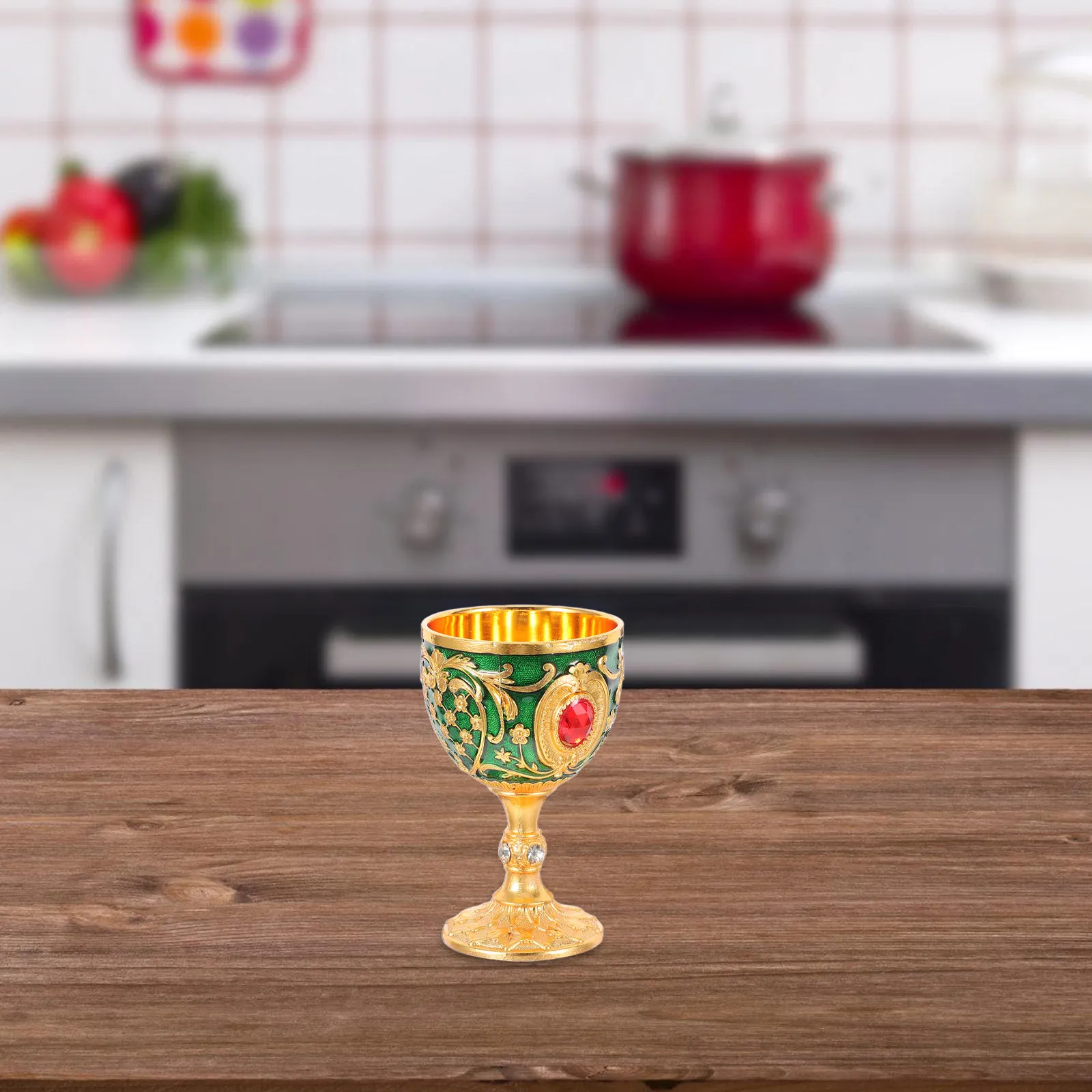 European Vintage Chalice Goblet Zinc Alloy Shatterproof Shot Glass Elegant Retro Decorative Drinking Cup for Cocktails Parties