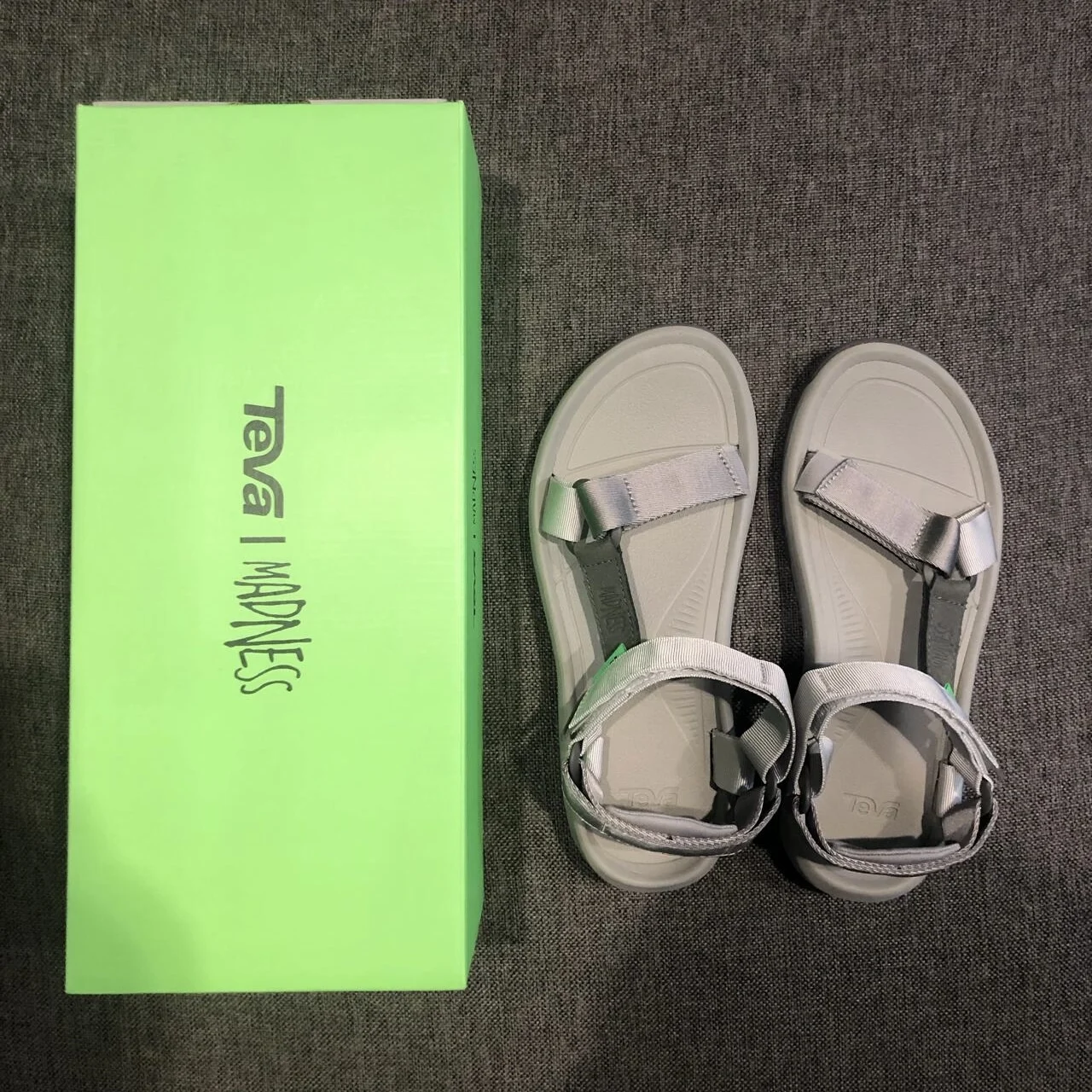 

Spring Summer Beach Sandals ex Breathable Anti-Slip Wear-Resistant ey Collaboration Model Wu Wen Le Outdoor Travel oes