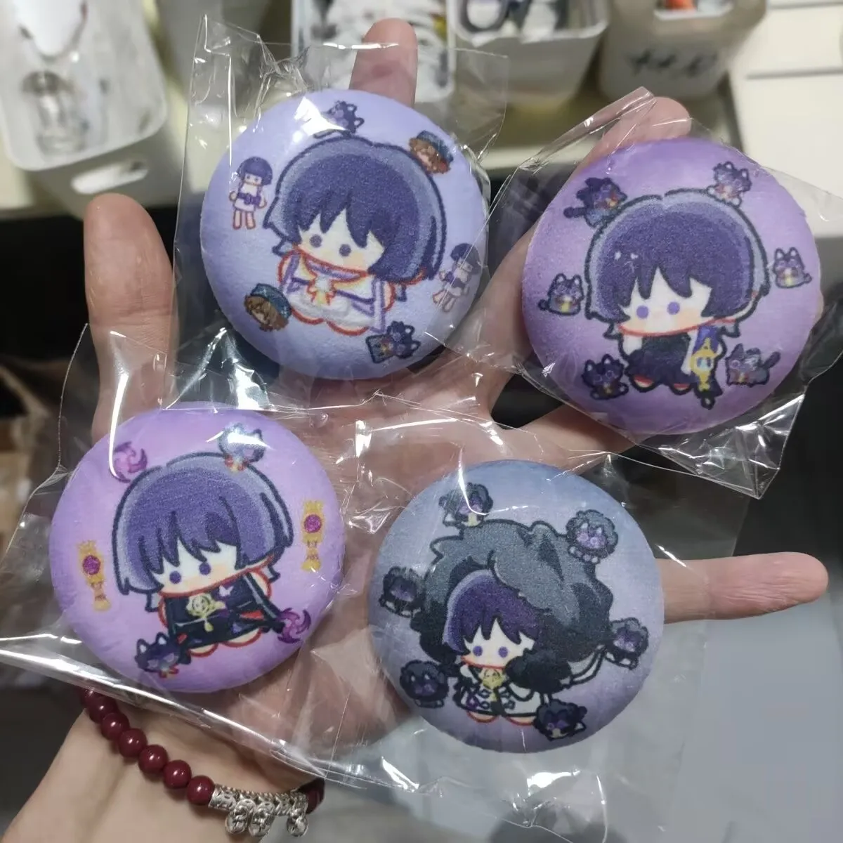 

Original "Genshin Impact" fan art plush 58mm badge brooch "Stragglers, Wanderers, Fools"