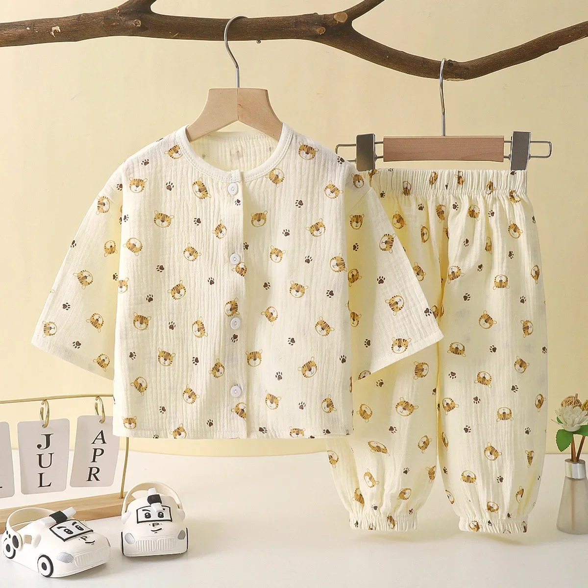 Kids Summer Thin Pajamas Sets New 2024 Boys Girls Cartoon Three-quarter Sleeve Cotton Yarn Shirt Tops with Pants Baby Sleepwear