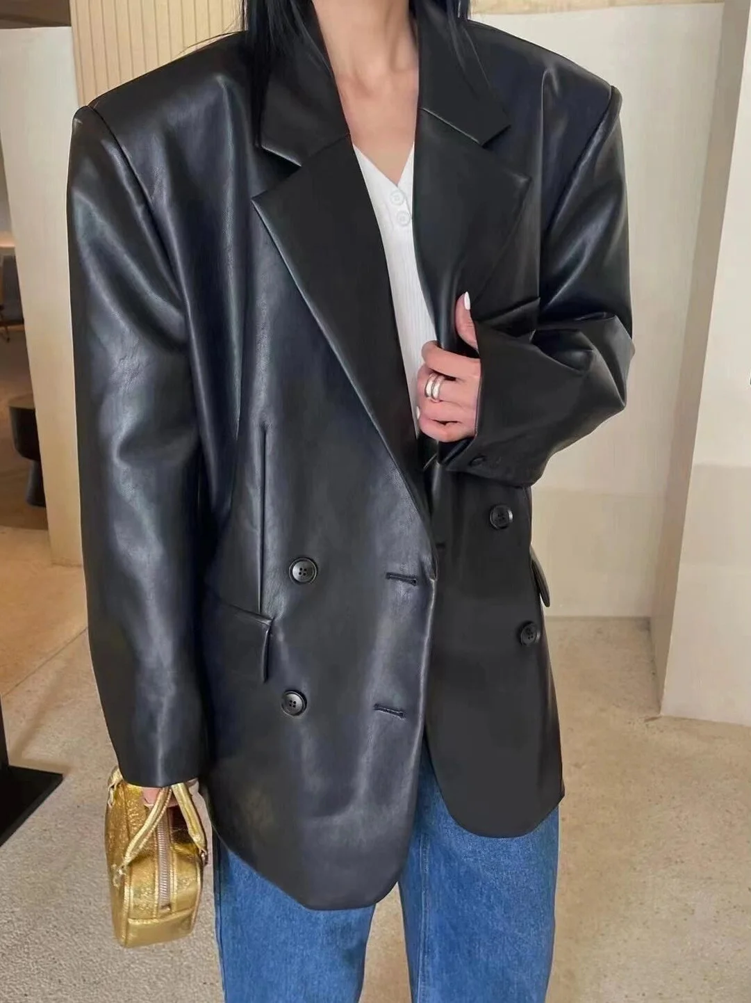

Retro Loose Casual Leather Jacket Women's Spring 2026 New Style High-End Trendy Black Coat Long Sleeve Double Button Closure