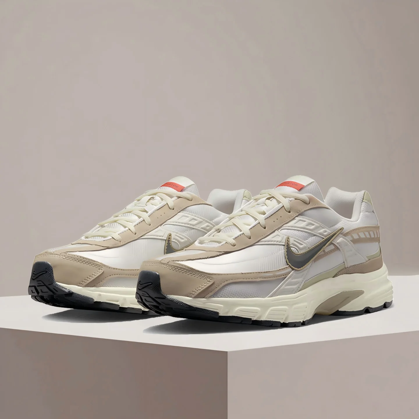 Nike Initiator Brea…