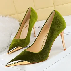 Donne 10 cm Tacchi alti Sera Décolleté in pelle scamosciata verde Scarpins Matrimonio Sposa Velluto Tacchi a spillo Lady Fetish Punta in metallo Scarpe da festa