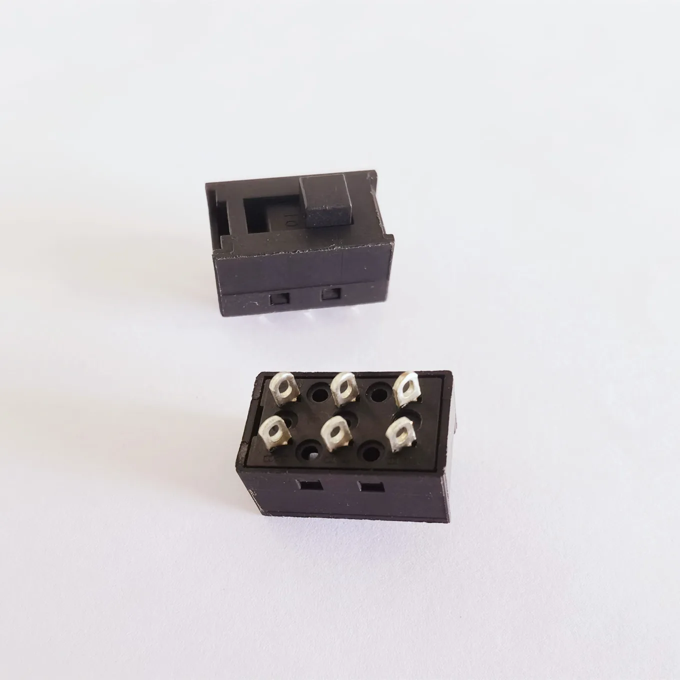 Original new 100% DSE-2213 DSE-2210 10A250V sharp foot double row 2 gear 6pin sliding toggle power switch
