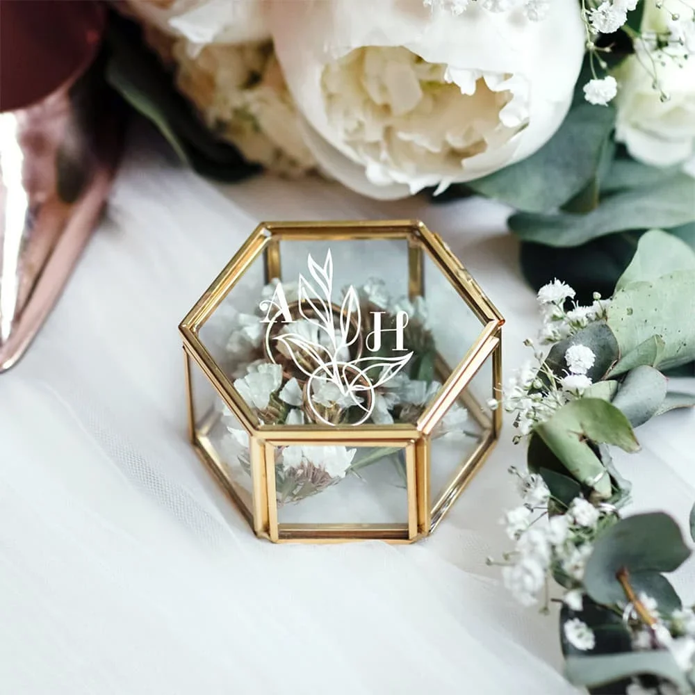 Custom Geometrical Clear Glass Ring Box with Eternal Flower - DIY Wedding Decoration