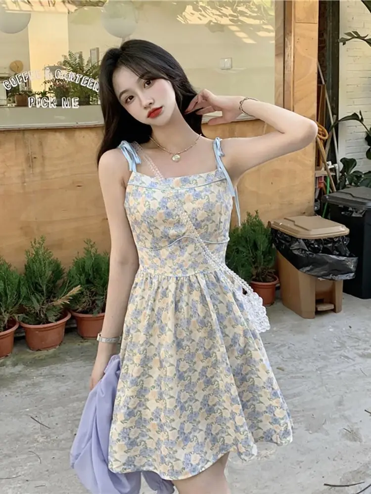 ดอกไม้พิมพ์กระโปรงผู้หญิงฤดูร้อน 2025 ใหม่ Slim High เอวอ่อนโยนชุดมินิเกาหลีแฟชั่น Vestido