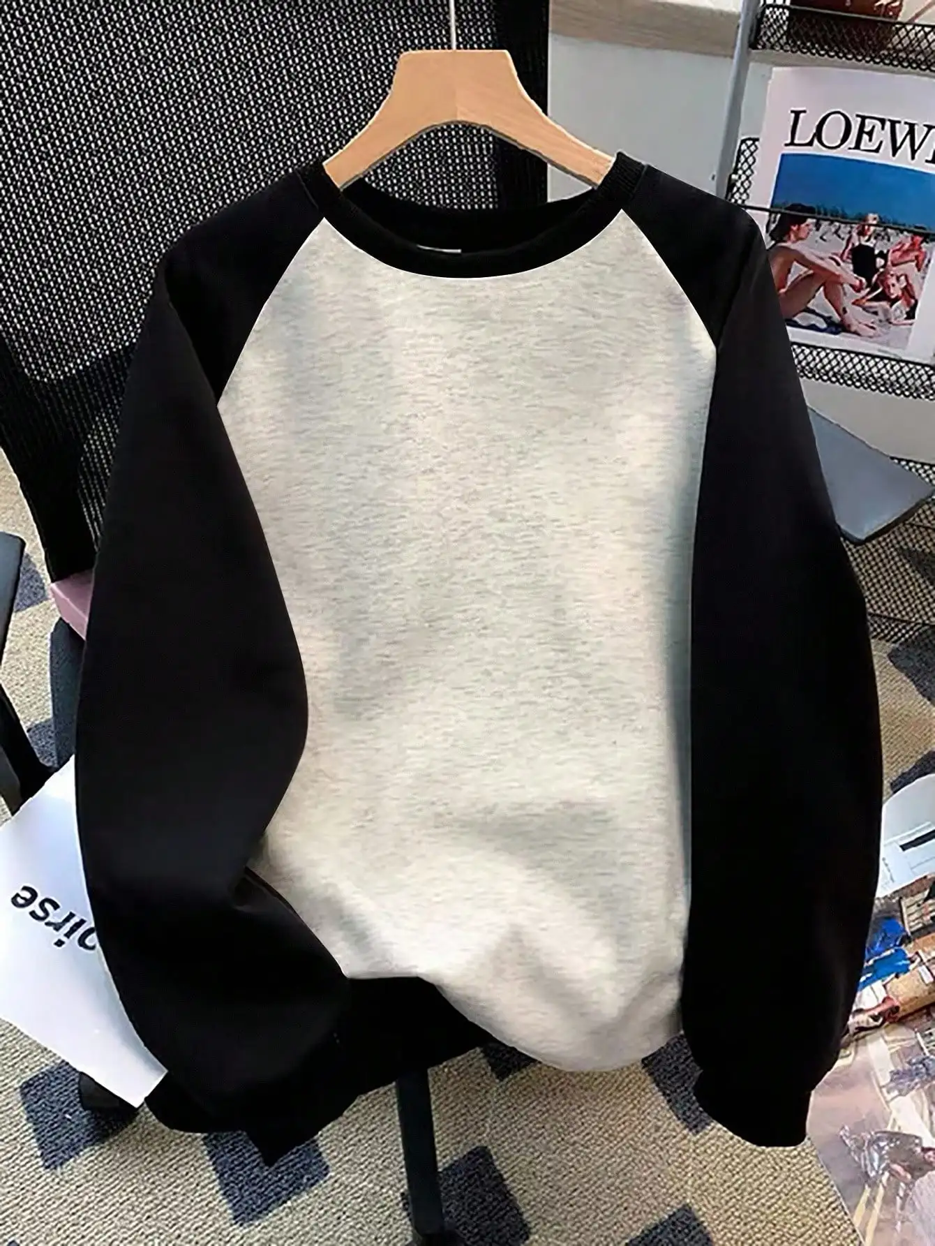 

Women's Contrast Color Raglan Sleeve Loose Fit Sweatshirt, Autumn Winter Casual Pullover