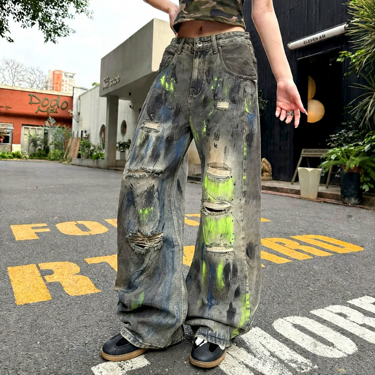 2026 New Streetwear Distressed Jeans Paint Splatter Ripped Straight Denim Pant American Loose Casual Long Trousers Black