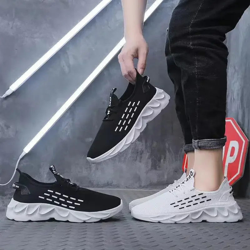 

Lightweight Mesh Men Casual Shoes Fashion Comfortable Mens Sports Shoes Breathable Running Sneakers Soft Anti-slip Walking Shoes