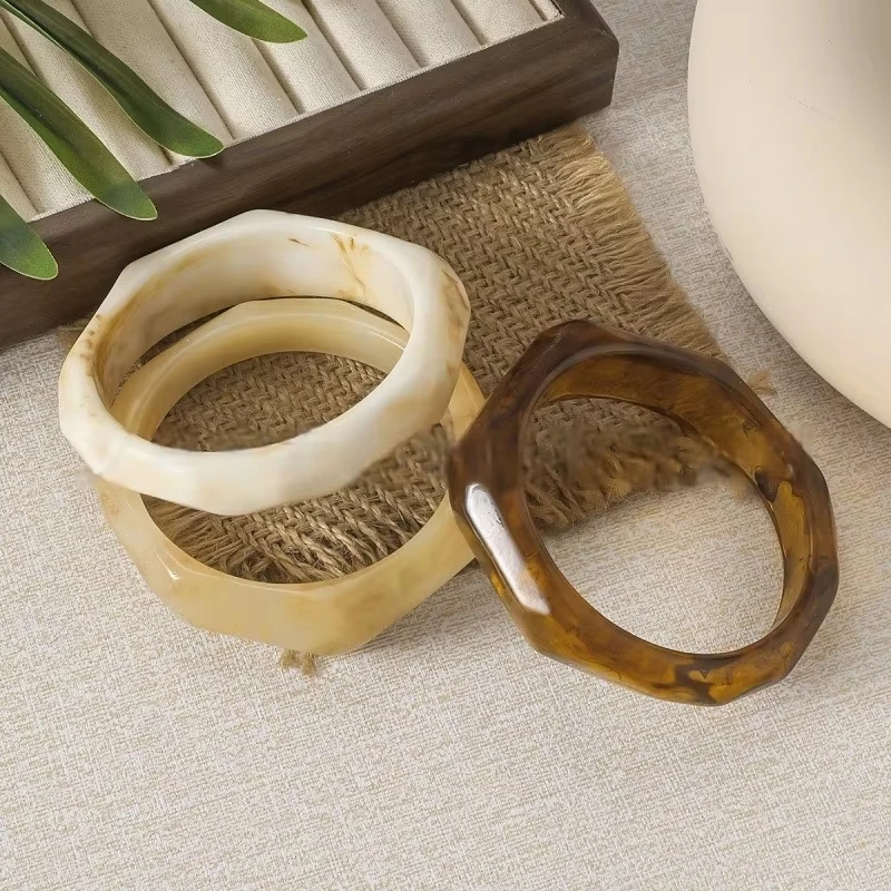 

Vintage Geometric Irregular Resin Bangle For Women Ladies Multicolor Acrylic Wide Bracelet Bohemian Beach Party Hip Hop Jewelry
