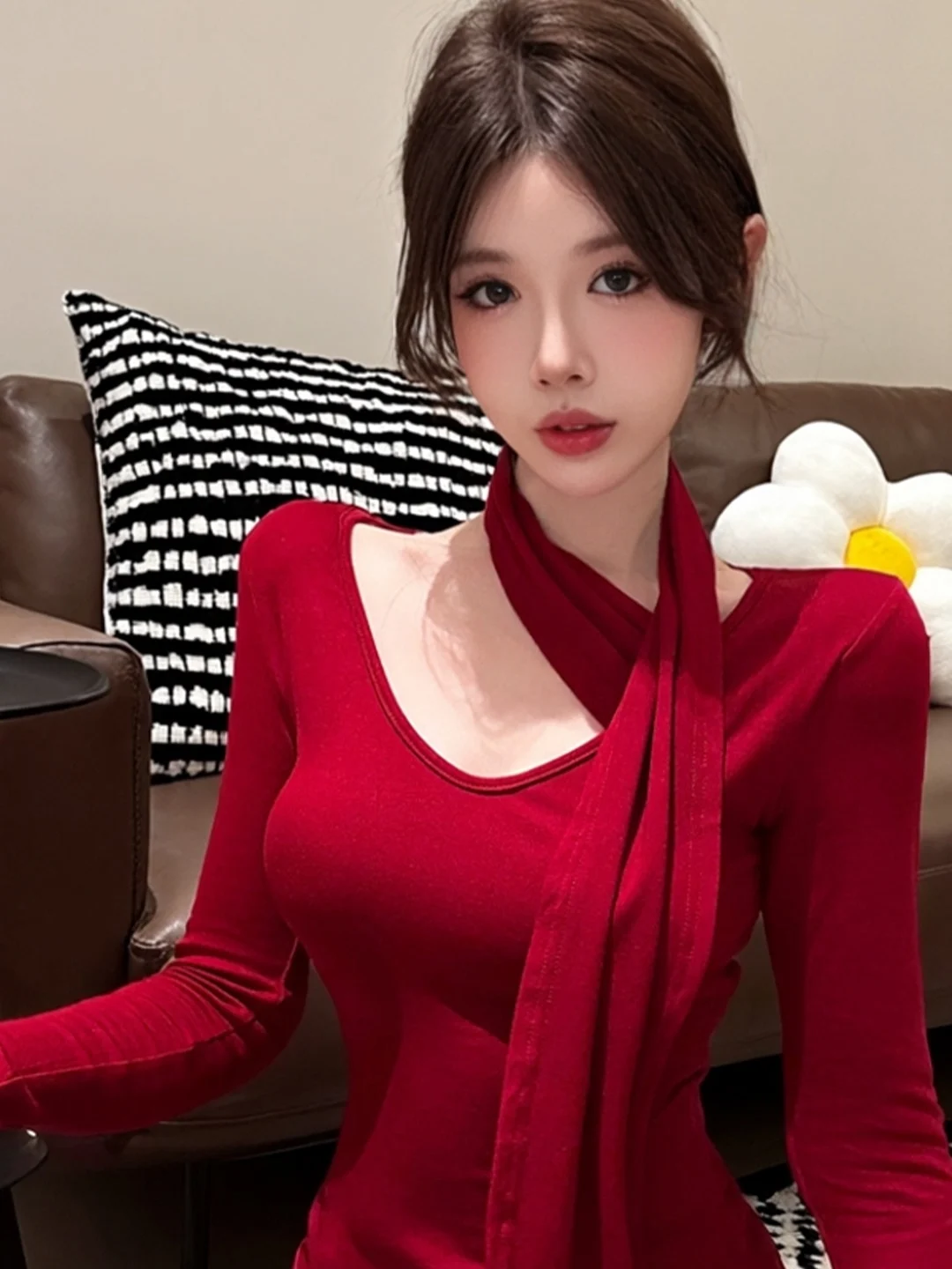 

Slimming Long Sleeve V-Neck T-Shirt Women's Fashionable Winter Knitted High Waist Breathable Polyester Fiber Inner Wear Top