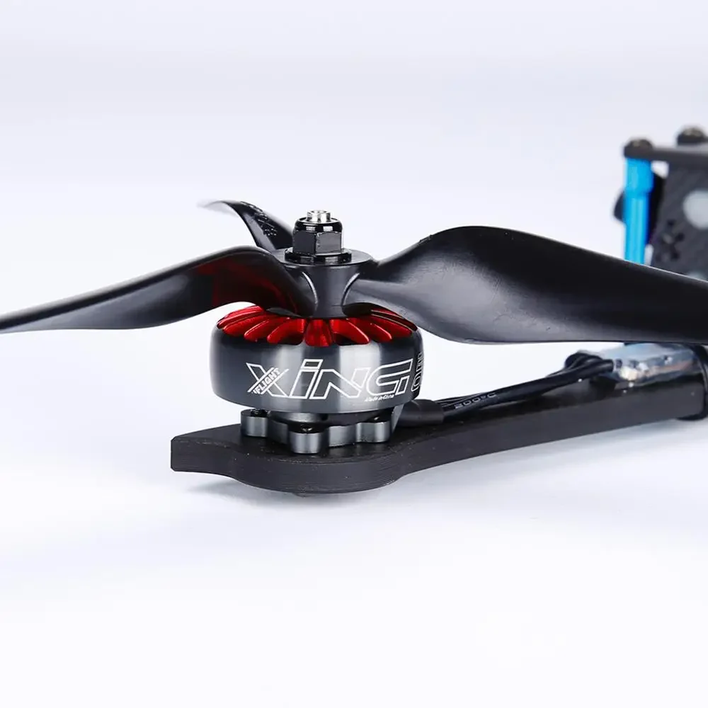 IFlight XING 2806.5 1300KV / 1800KV 2-6S FPV Motor Cinelifiter con eje de aleación de titanio de 4mm para piezas FPV