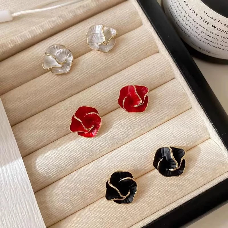 

925 Silver Needle Korean Fashion Camellia Flower Earrings For Women Jewelry 2025 Trending Women's Black White Stud Earrings Gift