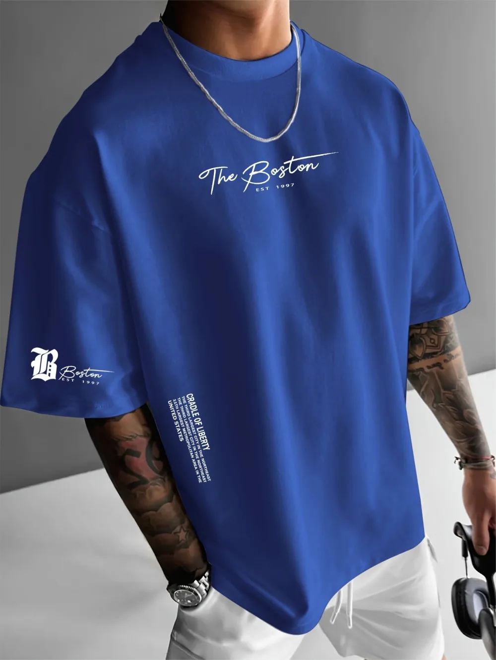 New summer arrival: Men's casual loose-fitting short-sleeved crew neck T-shirt, made of Boston 1997 printed polyester fabric.