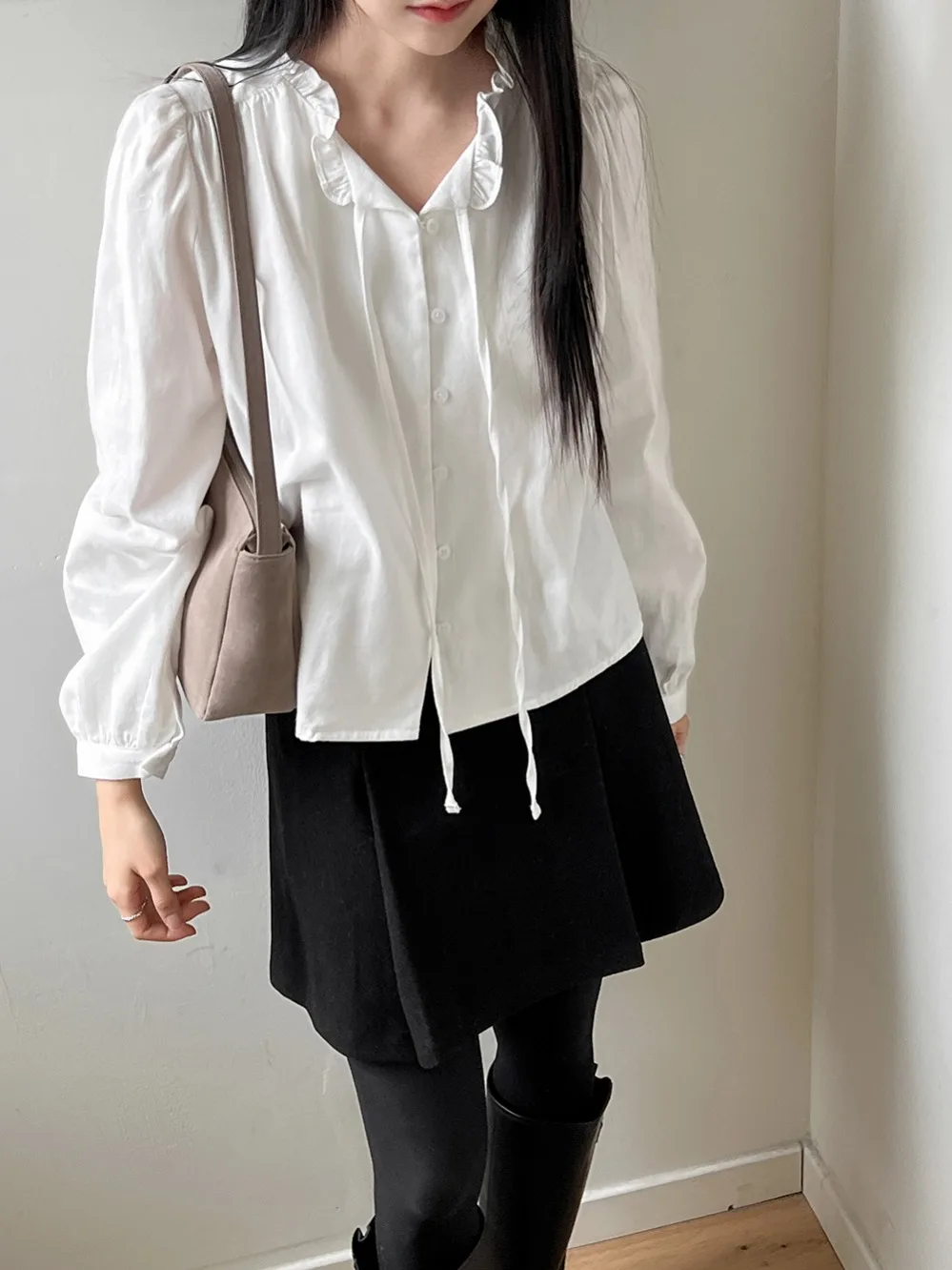 

Sweet Youthful Wood ain Bow Tie Bubble Sve Single Button Loose Long Sve Base irt Spring New Sle Versatile Wo...