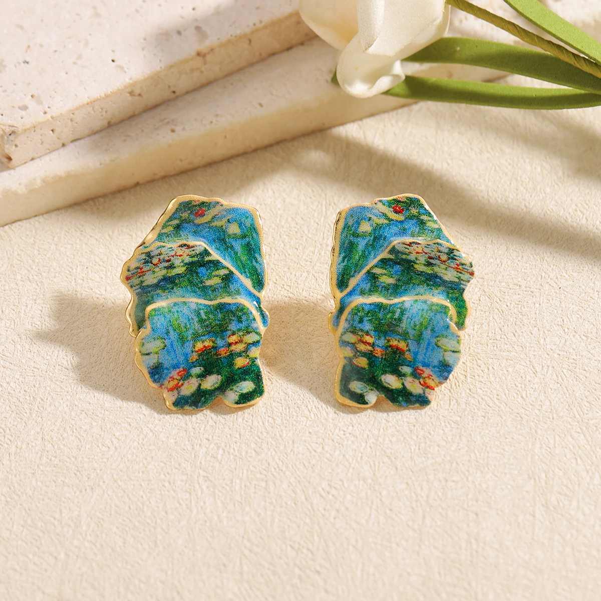 French Retro Oil Painting Water Lilies Stud Earrings for Women Irregular Abstract Impressionist Art Ear Jewelry Gift