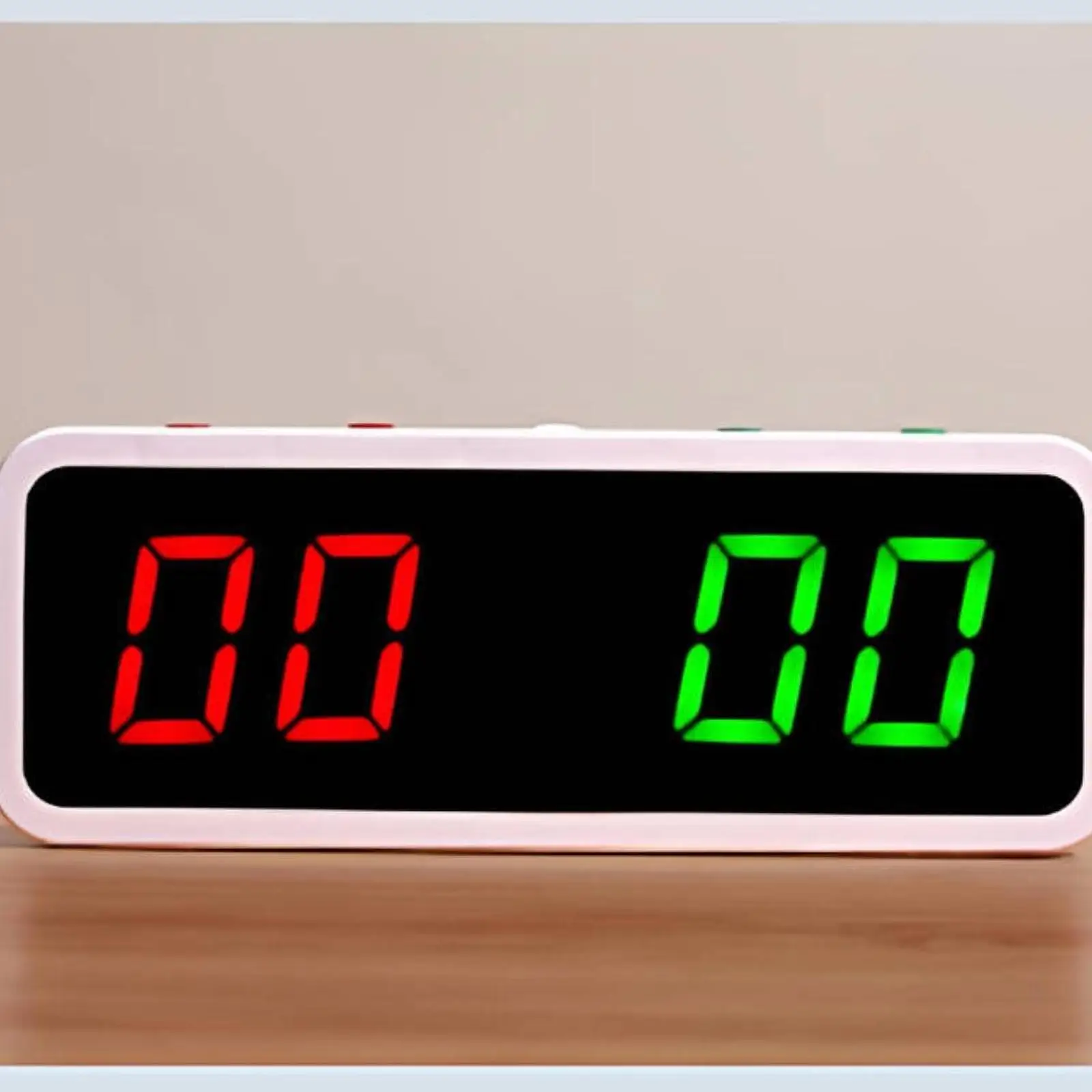 

Professional Electronic Scoreboard Multifunctional Digital Scorer with Magnetic Base for Lawns and Game Rooms