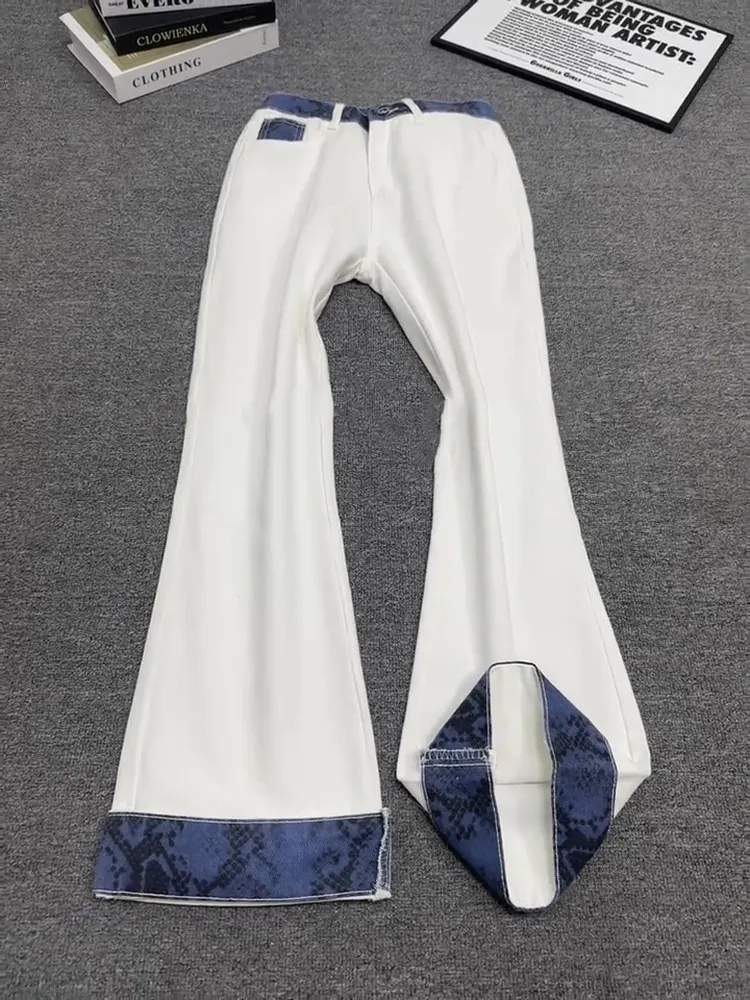 

White Snake Skin Pattern Patchwork Decorative Cuffed Jeans Men's American Vibe Flared Pants Stand Fit Youth Casual Jeans