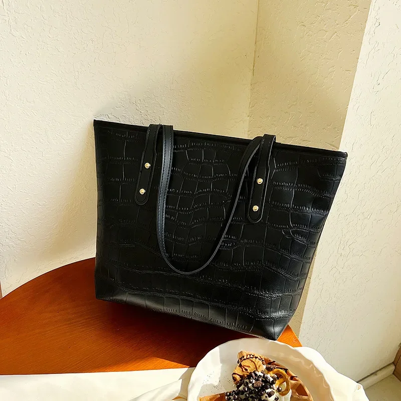 Commuter Ladies Large-capacity Fashion Shoulder Bag Crocodile Pattern Design Casual Solid Color Simple Luxury Brand Shoulder Bag