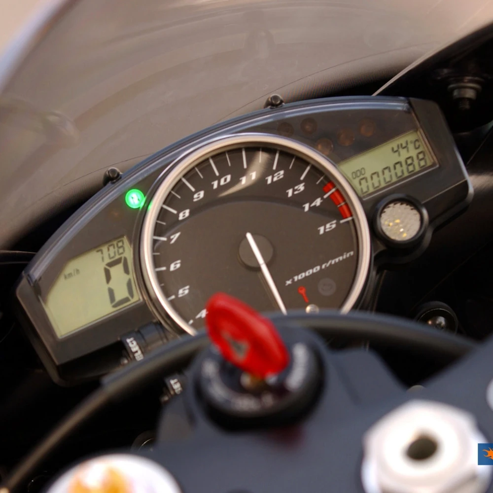 Motorcycle Speedometer Tachometer Gauge Case Cover Fit For YZF R1 （2004-2006 ）YZF R6 （2006-2014 ）2007 2008 2009 2010 2011