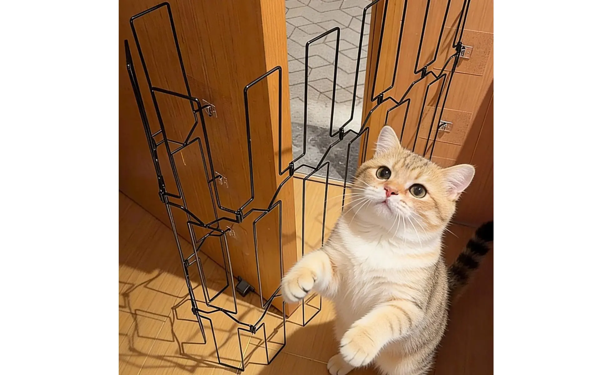 Retractable Pet Gate Adjustable Metal Pet Gate Dog Safety Fence Easy Install Home Barrier Heavy Duty for Dogs, Stairs, Doorway