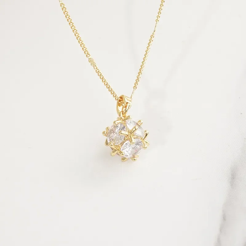 Cross-border geometric zircon christmas personality pendant necklace ins wind stainless steel 18k gold with diamonds gemstone