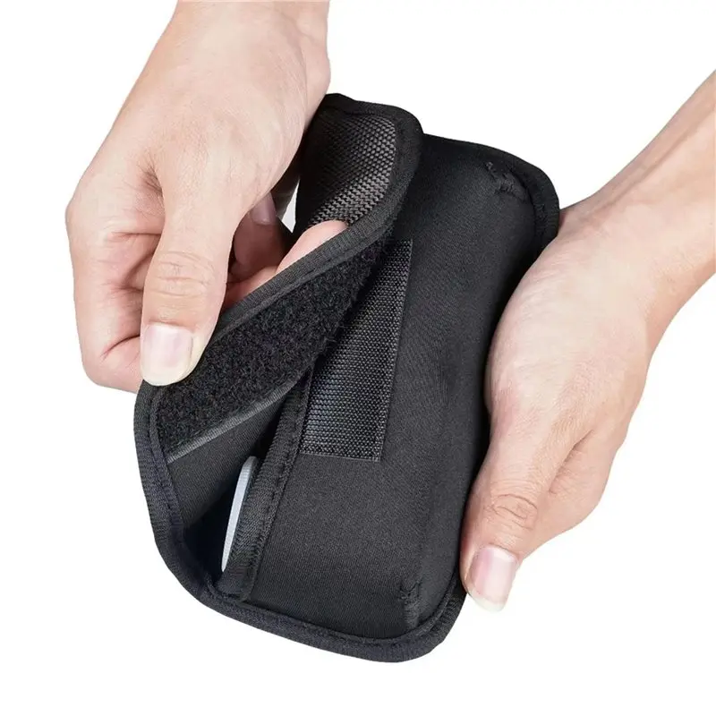 DTB7 3X Photographic Aids Soft Film Anti-X-Ray Protective Case Bag for DSLR Digital SLR Film 4 Slot Nylon Black Travel Storage