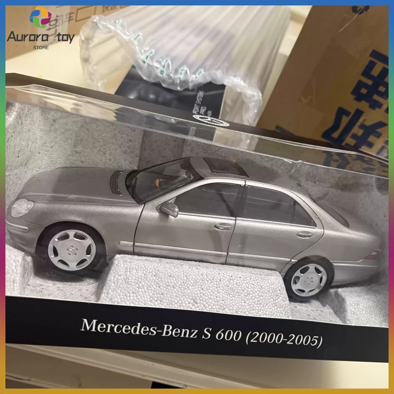Genuine Mercedes Benz S600 V220 Classic Old Sedan 1 18 Scale Diecast Model High Simulation Vehicle Hobby Ornament For Car Lovers