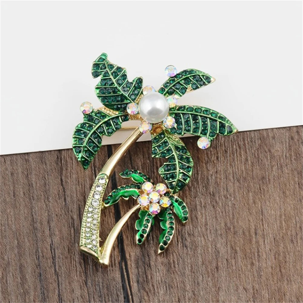 Green Enamel Coconut Tree Brooches for Women Men Tree Party Causal Holiday Lapel Pins Gifts