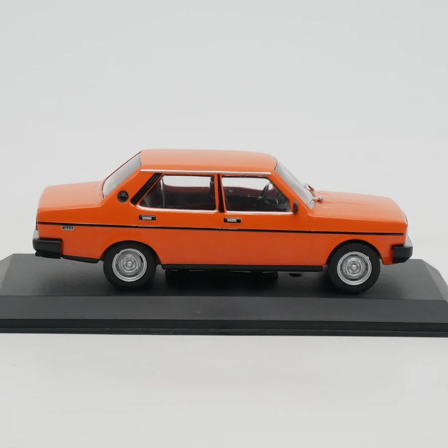 Ixo 1:43 Fiat 131P  Diecas Car Model Metal Toy Vehicle Alloy Collection Gifts